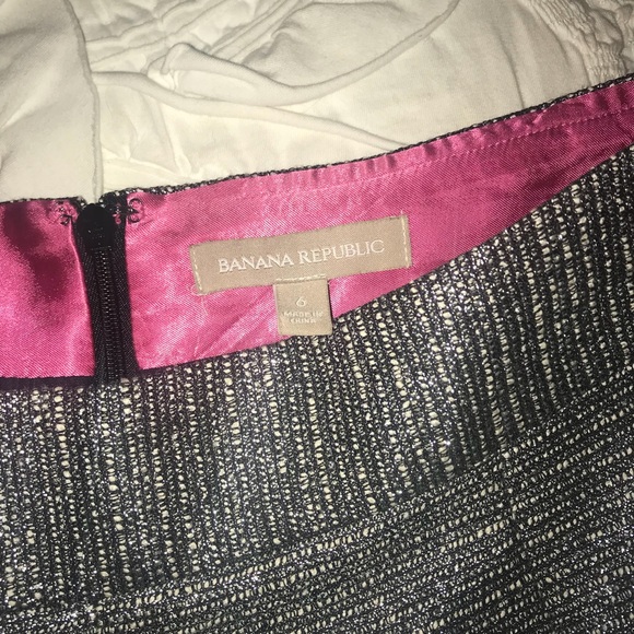 Banana Republic Skirt - Picture 2 of 2
